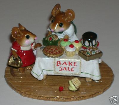 M-220 Mousey's Bake Sale